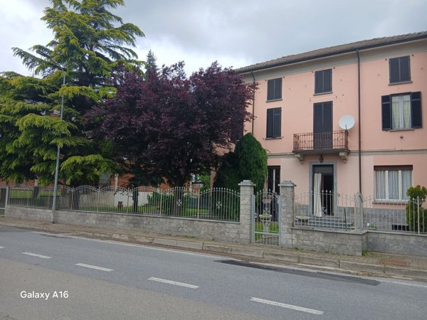 casa indipendente in vendita a Godiasco Salice Terme in zona Salice Terme