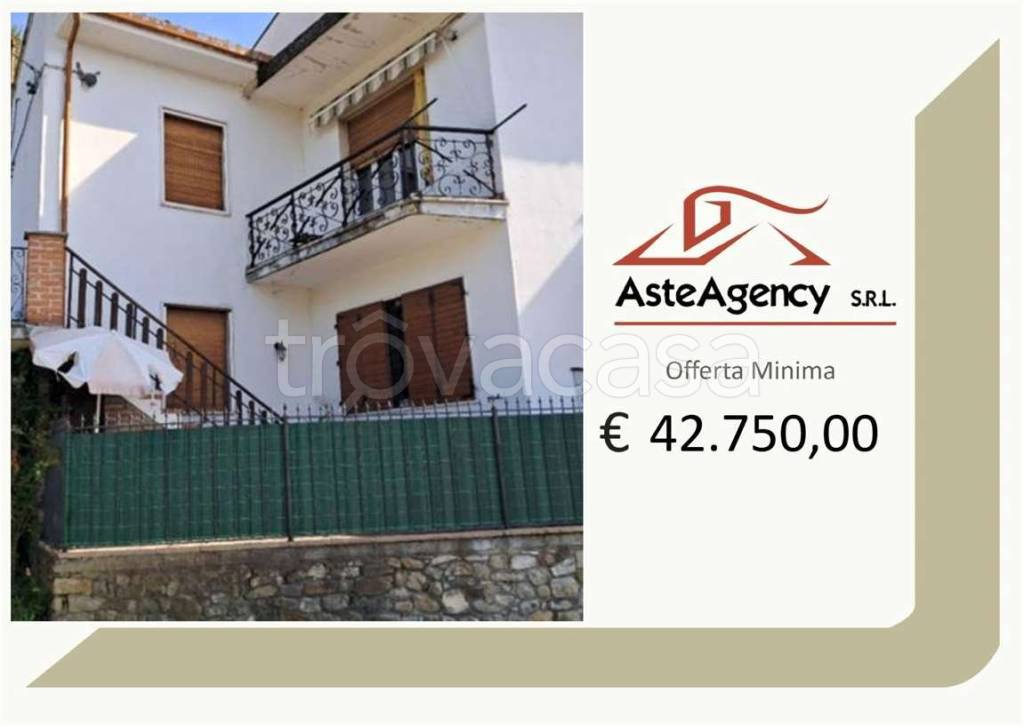 casa indipendente in vendita a Godiasco Salice Terme in zona San Giovanni