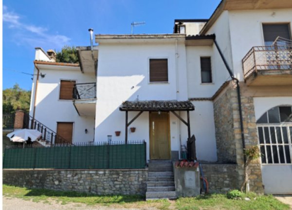 appartamento in vendita a Godiasco Salice Terme