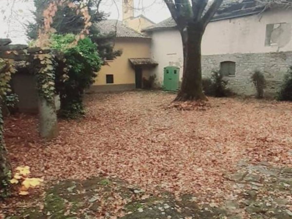 casa indipendente in vendita a Godiasco Salice Terme