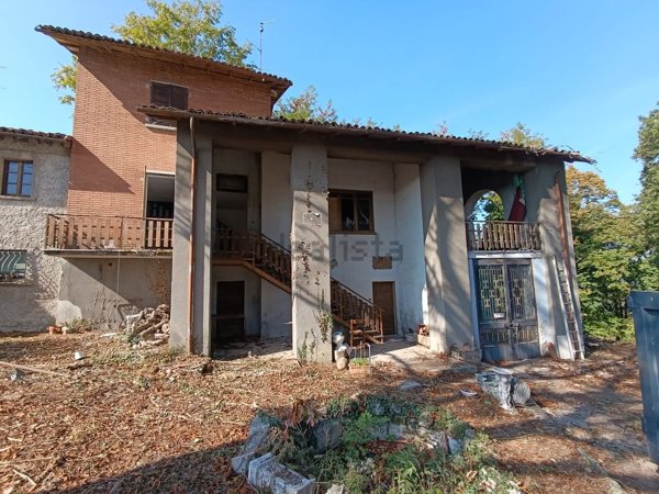 casa indipendente in vendita a Godiasco Salice Terme