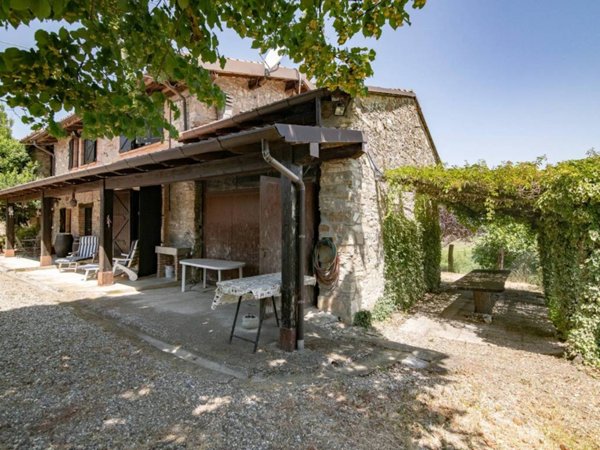 casa indipendente in vendita a Golferenzo