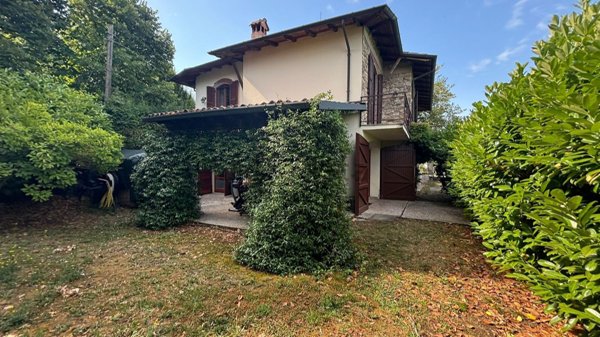 casa indipendente in vendita a Golferenzo