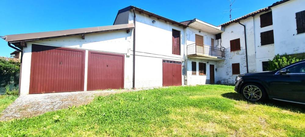 casa indipendente in vendita a Golferenzo