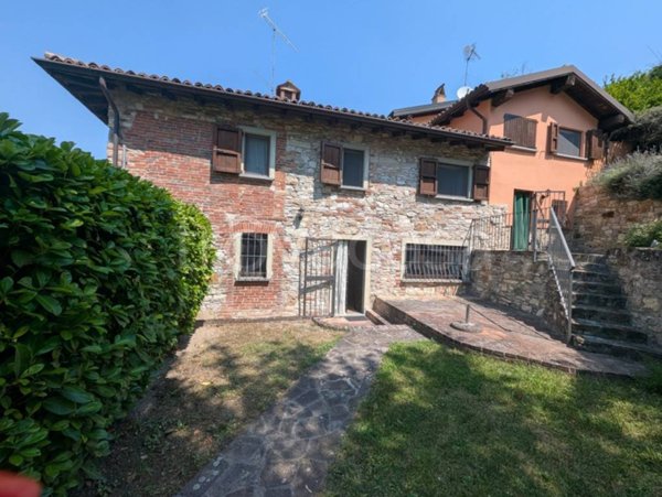 casa indipendente in vendita a Golferenzo in zona Casa Pegorini