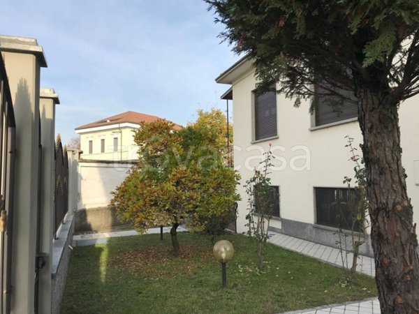 casa indipendente in vendita a Gravellona Lomellina