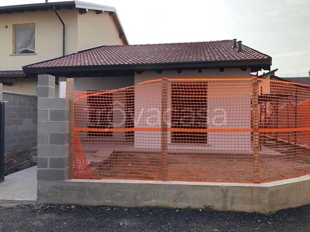 casa indipendente in vendita a Gravellona Lomellina