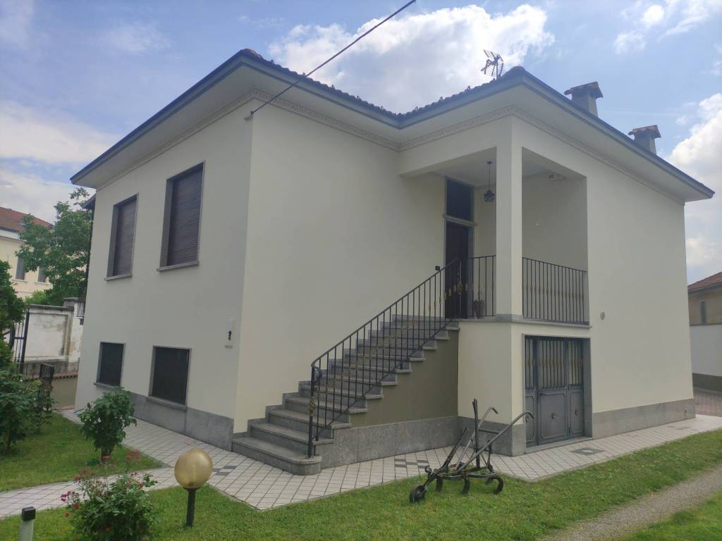 casa indipendente in vendita a Gravellona Lomellina