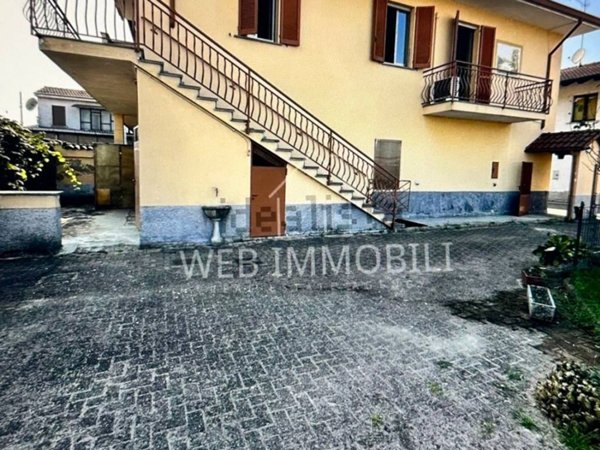casa indipendente in vendita a Gravellona Lomellina in zona Barbavara