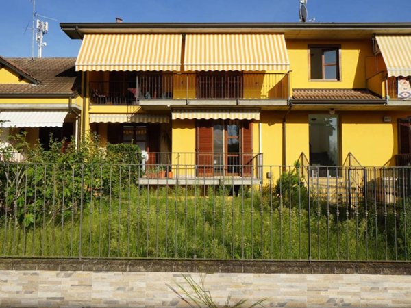 appartamento in vendita a Gravellona Lomellina in zona Barbavara