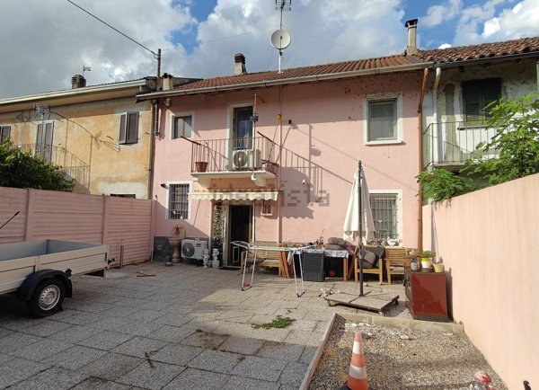 casa indipendente in vendita a Gravellona Lomellina