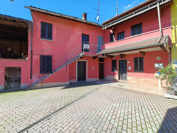 casa indipendente in vendita a Gravellona Lomellina in zona Barbavara