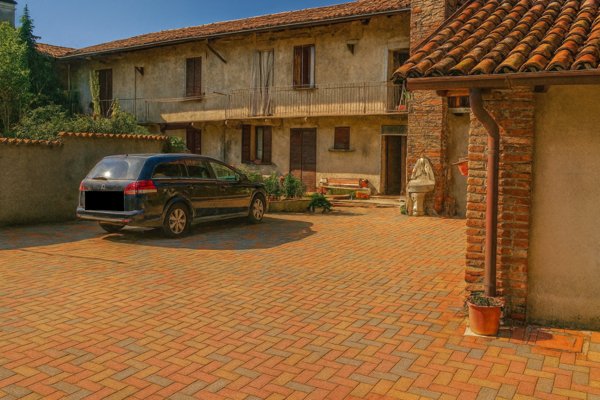 casa semindipendente in vendita a Gravellona Lomellina
