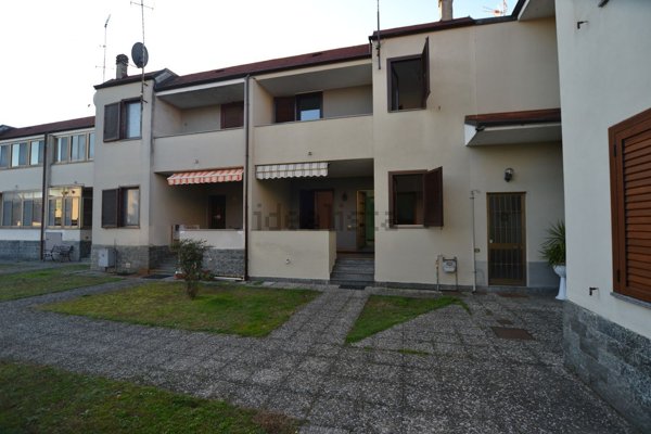 casa indipendente in vendita a Gravellona Lomellina