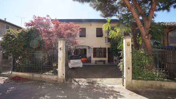 casa indipendente in vendita a Gravellona Lomellina
