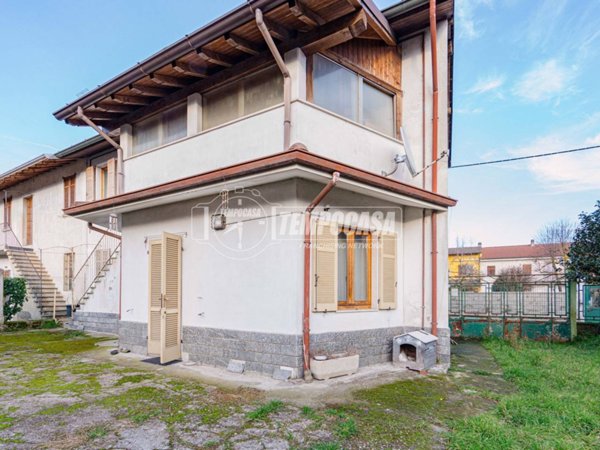 casa indipendente in vendita a Gravellona Lomellina