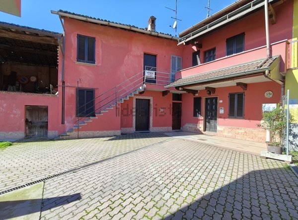 casa indipendente in vendita a Gravellona Lomellina in zona Barbavara