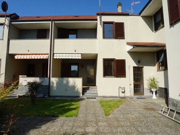 casa indipendente in vendita a Gravellona Lomellina