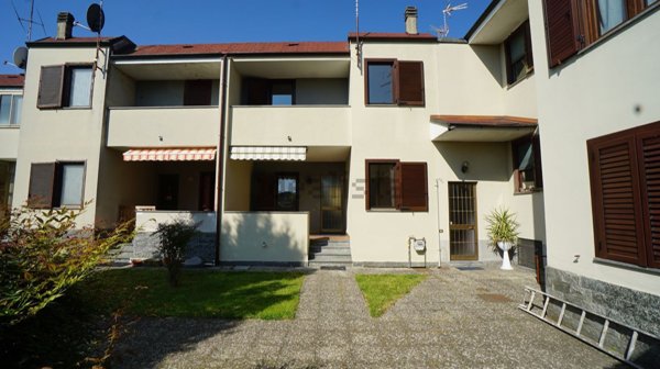 casa indipendente in vendita a Gravellona Lomellina