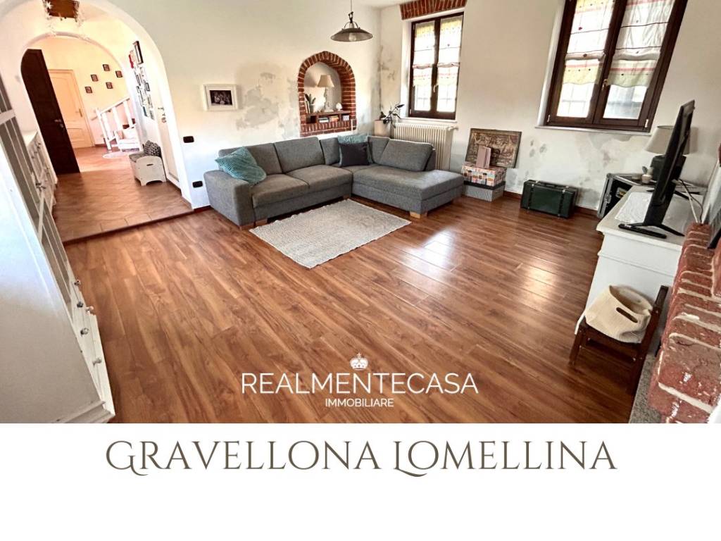 casa indipendente in vendita a Gravellona Lomellina