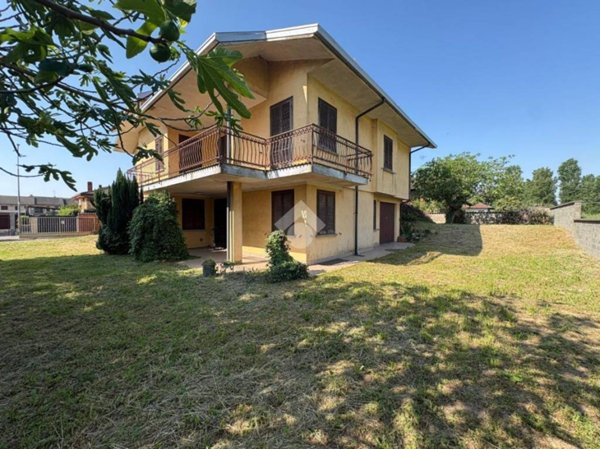 casa indipendente in vendita a Gravellona Lomellina