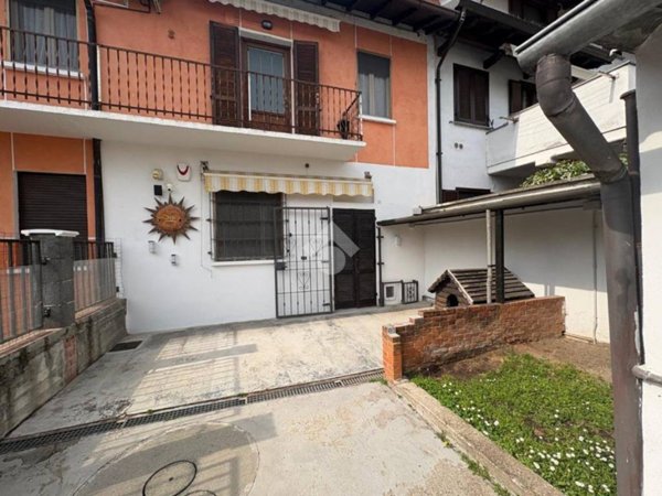 casa indipendente in vendita a Gravellona Lomellina
