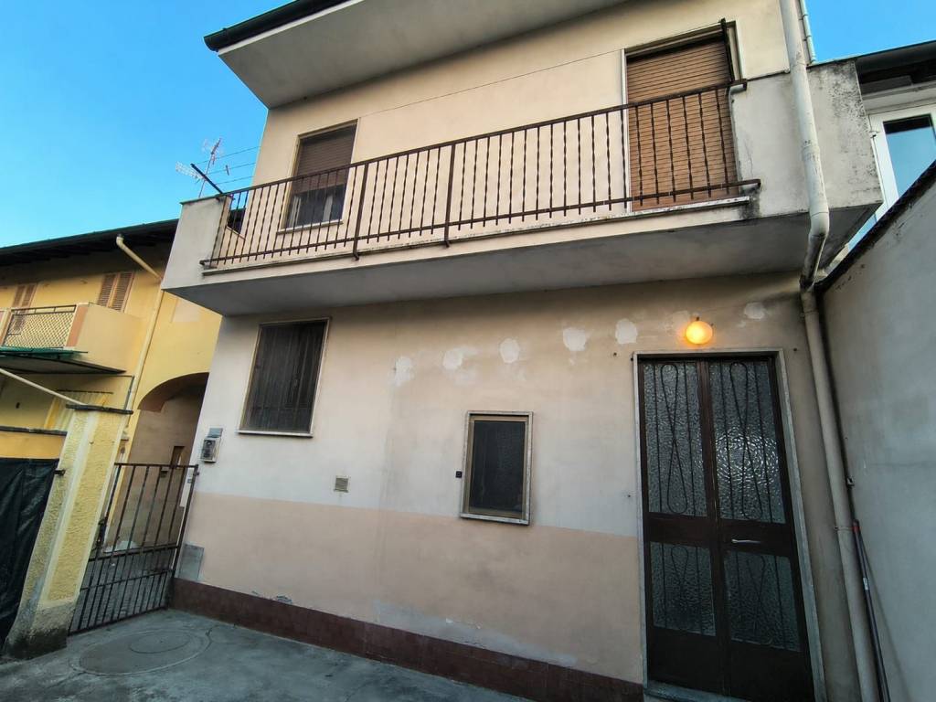 casa indipendente in vendita a Gravellona Lomellina
