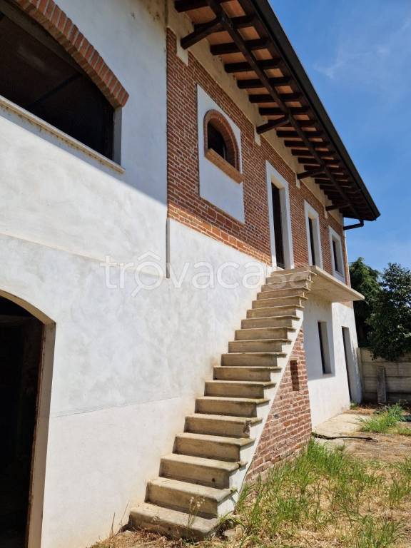 casa indipendente in vendita a Gravellona Lomellina