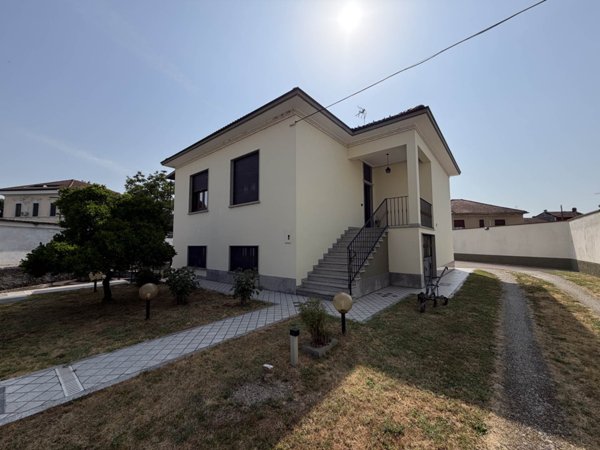 casa indipendente in vendita a Gravellona Lomellina