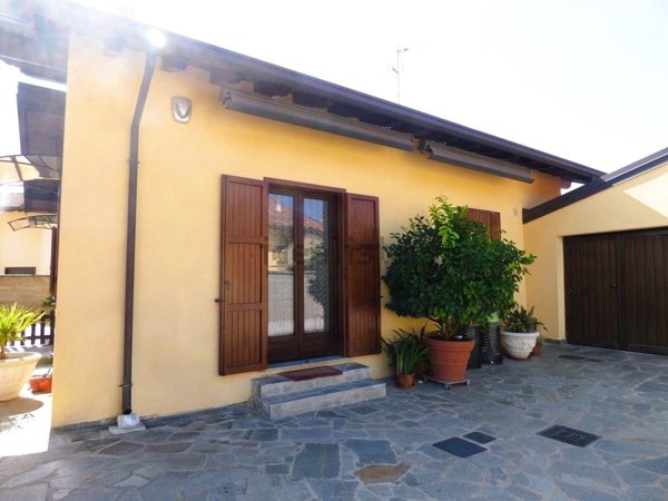 casa indipendente in vendita a Gravellona Lomellina