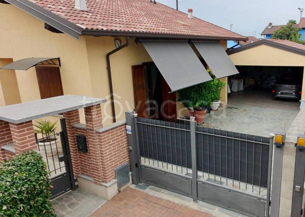 casa indipendente in vendita a Gravellona Lomellina