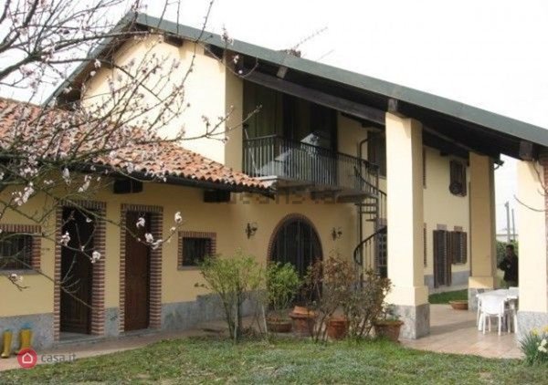 esavano in vendita a Gropello Cairoli