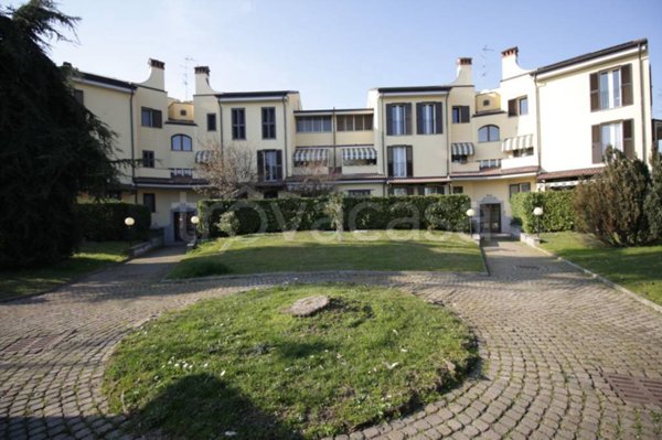 appartamento in vendita a Gropello Cairoli