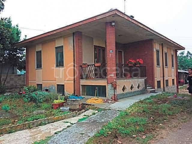 casa indipendente in vendita a Gropello Cairoli
