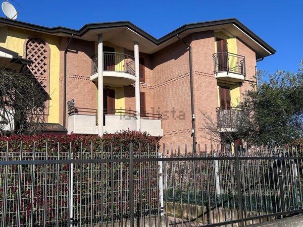 appartamento in vendita a Gropello Cairoli