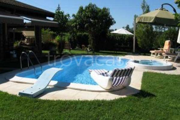 casa indipendente in vendita a Gropello Cairoli