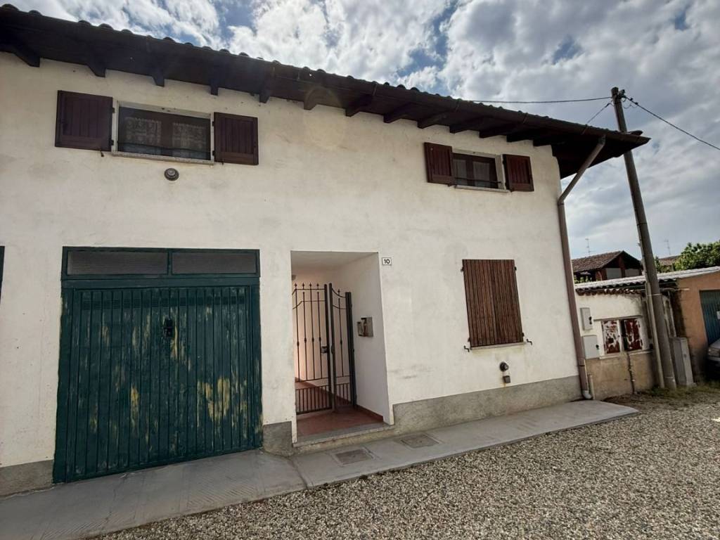 appartamento in vendita a Gropello Cairoli