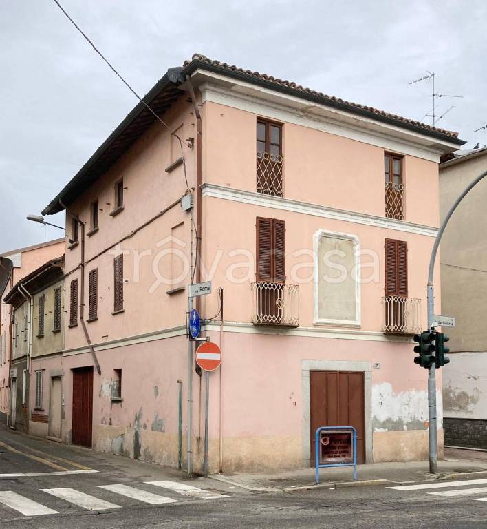 casa indipendente in vendita a Gropello Cairoli