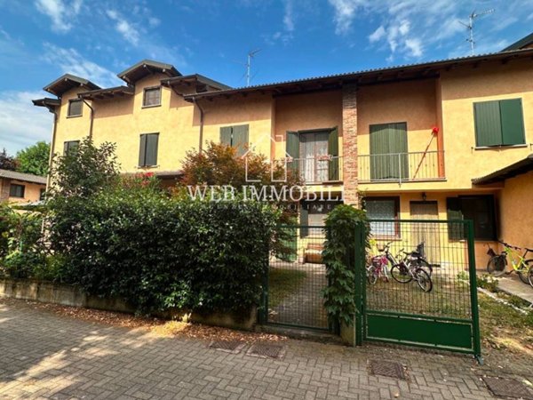 casa indipendente in vendita a Gropello Cairoli