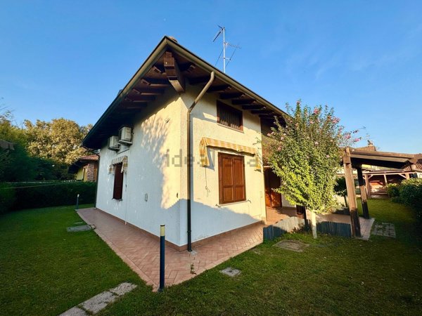 casa indipendente in vendita a Gropello Cairoli
