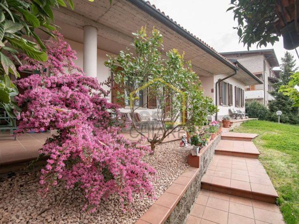 casa indipendente in vendita a Gropello Cairoli