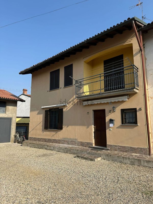 appartamento in vendita a Gropello Cairoli