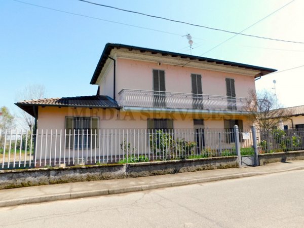 casa indipendente in vendita a Gropello Cairoli