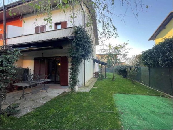 casa indipendente in vendita a Gropello Cairoli