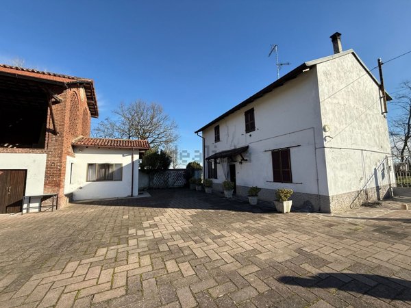 casa indipendente in vendita a Gropello Cairoli