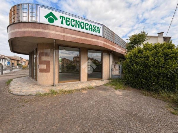 negozio in vendita a Gropello Cairoli