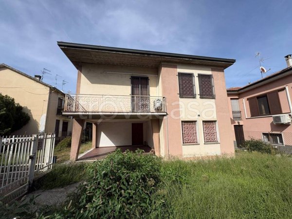 casa indipendente in vendita a Gropello Cairoli