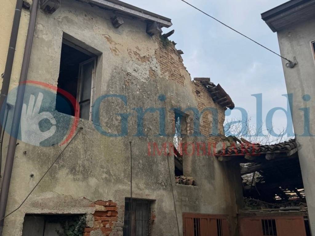 casa indipendente in vendita ad Inverno e Monteleone in zona Monteleone