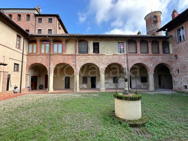 casa indipendente in vendita ad Inverno e Monteleone in zona Inverno