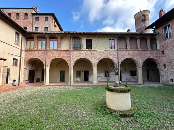 casa indipendente in vendita ad Inverno e Monteleone in zona Inverno